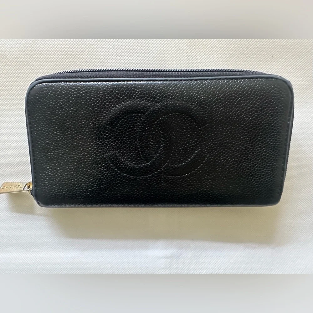 Chanel Caviar Zip Around Wallet
